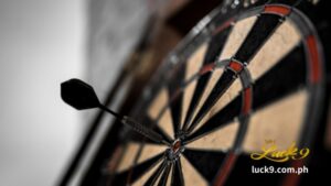Ang darts ay isang sport na halos lahat ay nilalaro. Ito ay matagal nang tradisyon sa bawat pub at neighborhood bar sa lugar.